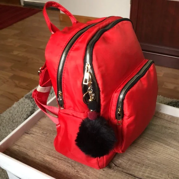 Red Backpack 🎒! - Picture 2 of 7